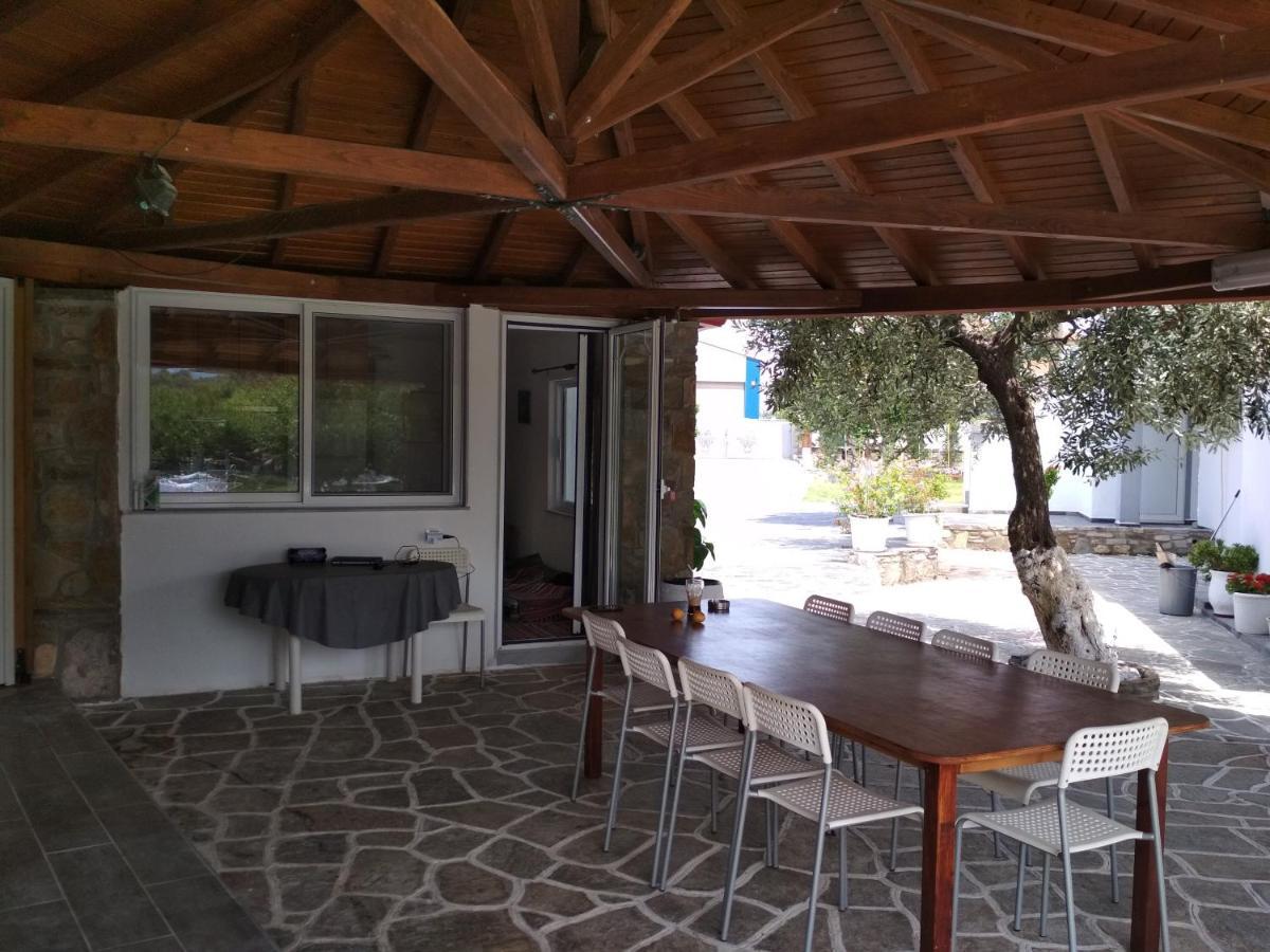 Zephyros Studios And Family Apartments Ormos Panagias Exterior foto