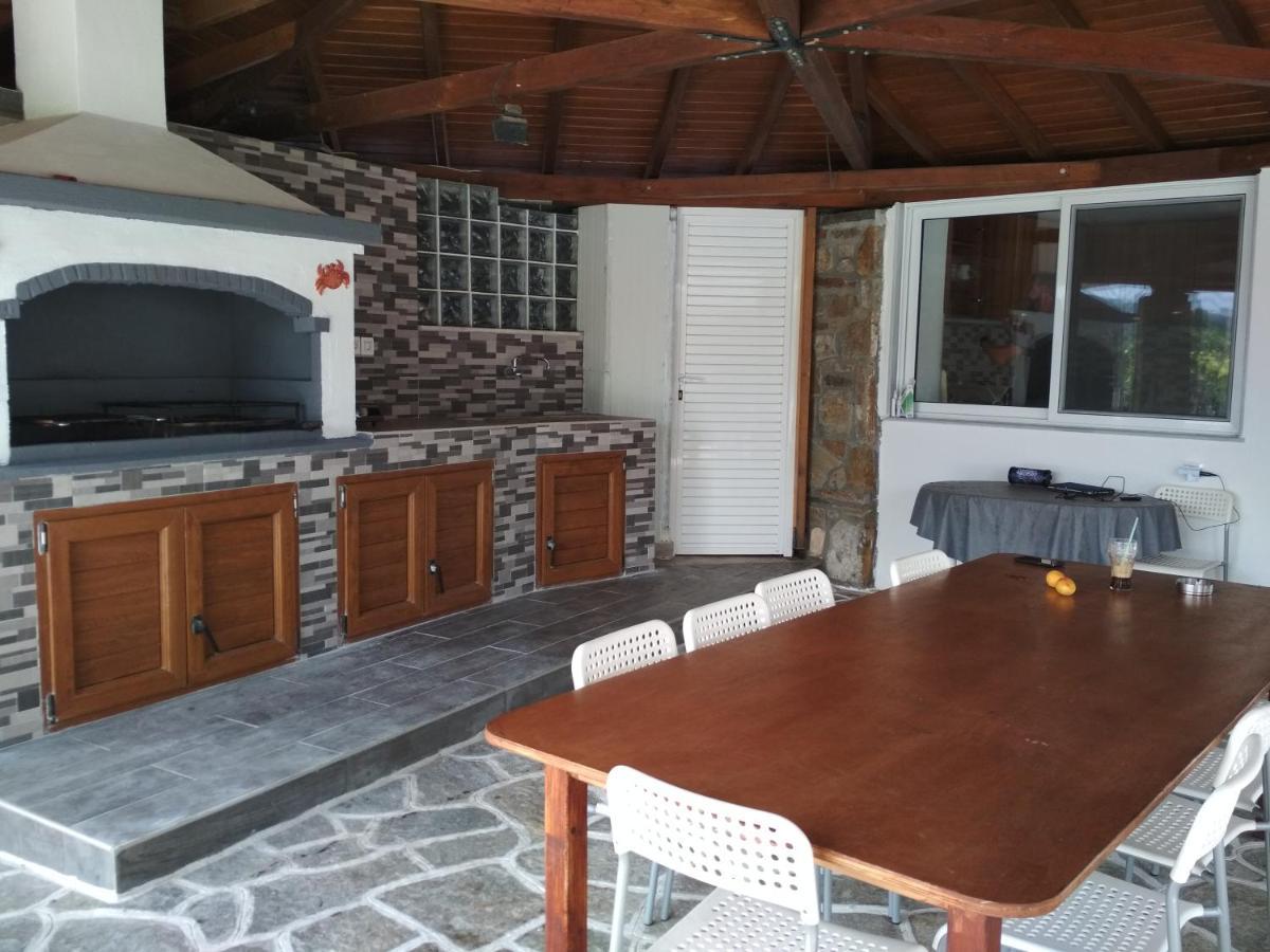 Zephyros Studios And Family Apartments Ormos Panagias Exterior foto